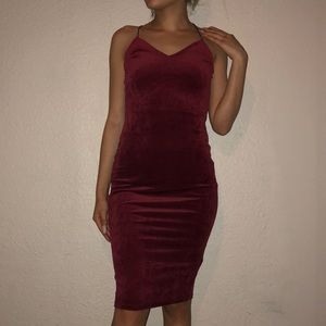 Burgundy long dress, material soft and stretchy